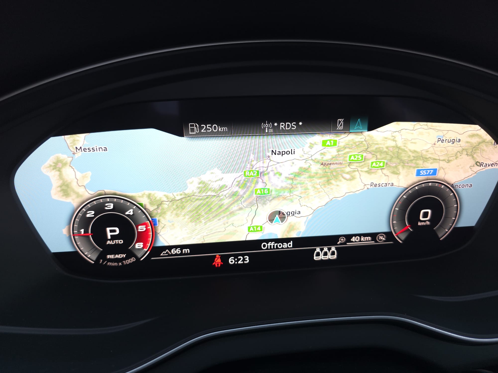 AUDI Q5 SPORTBACK S-LINE EDITION CON TETTO APRIBILE