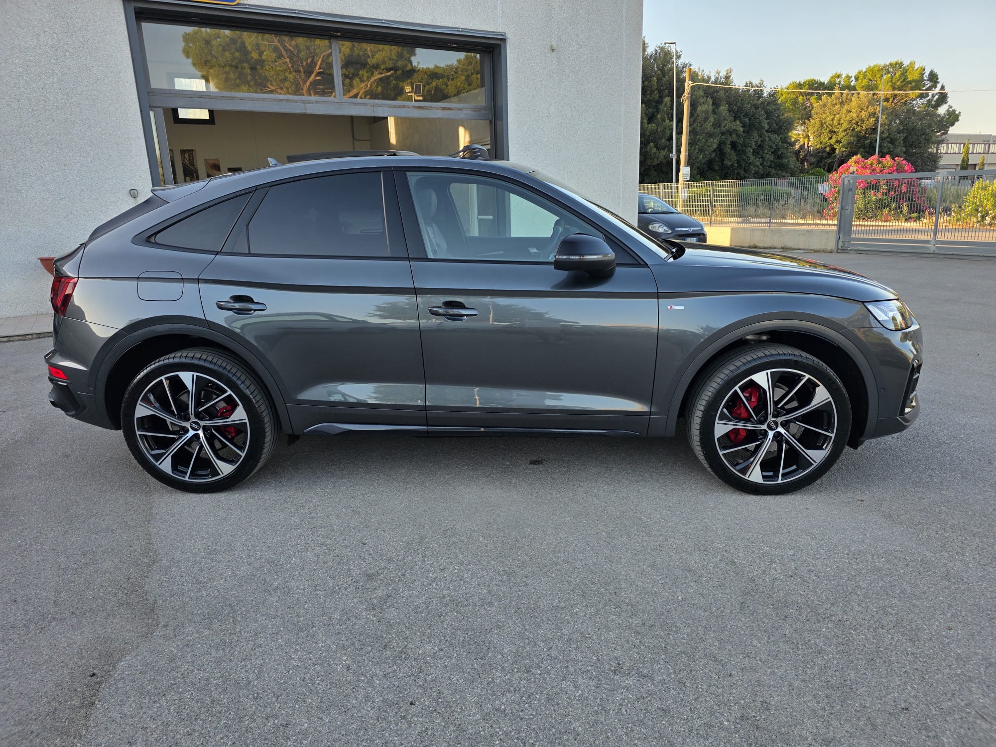 AUDI Q5 SPORTBACK S-LINE EDITION CON TETTO APRIBILE