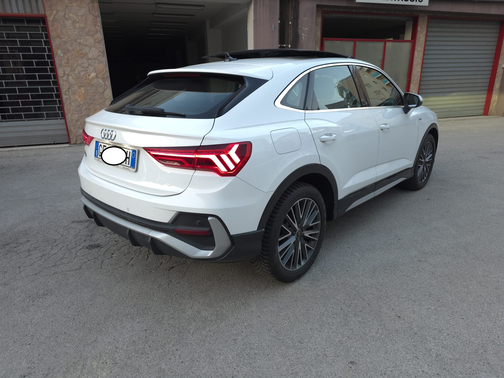 AUDI Q3 SPORTBACK TETTO APRIBILE 147000KM