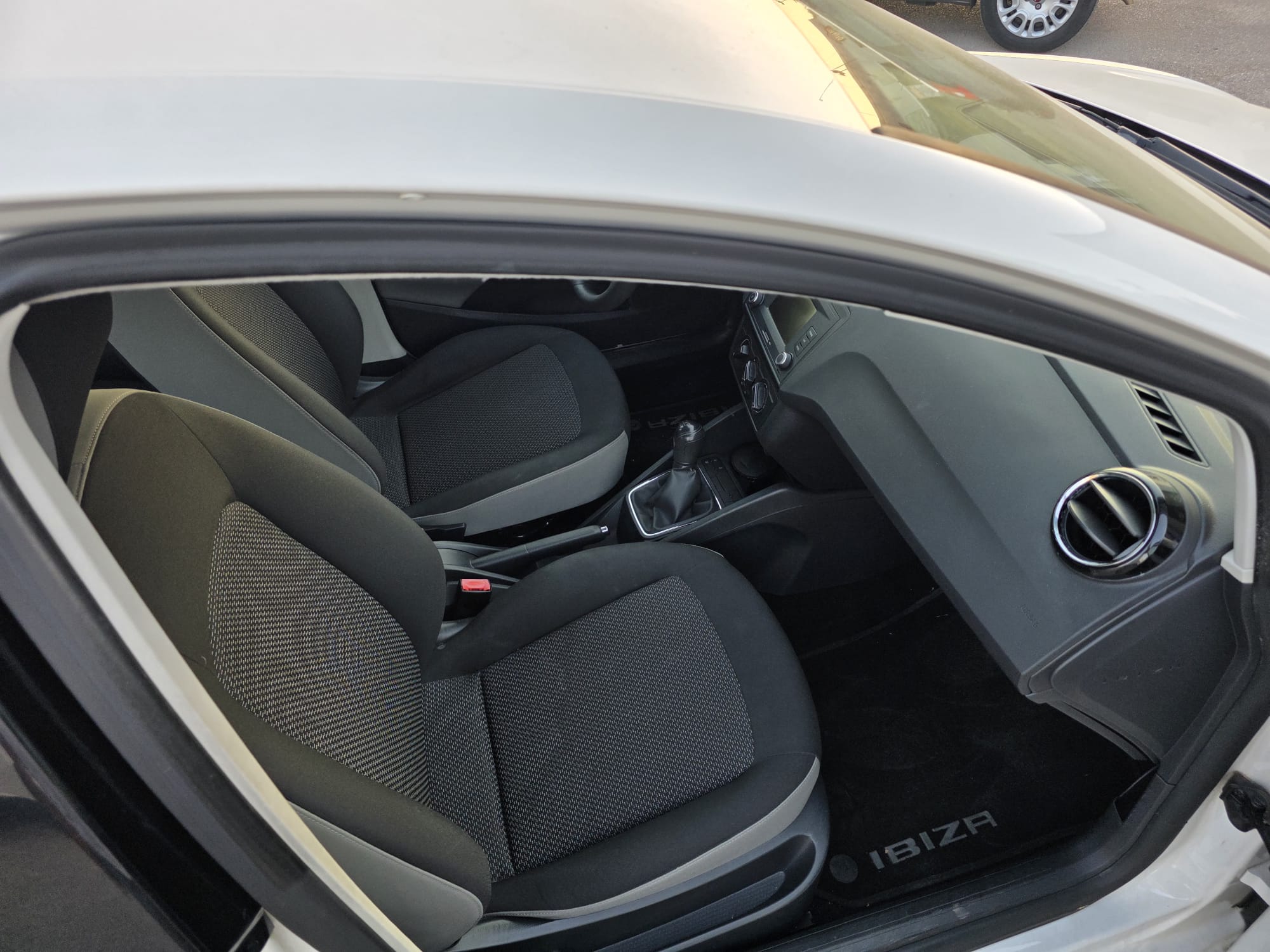 SEAT IBIZA 1.4 TDI 75CV 2016